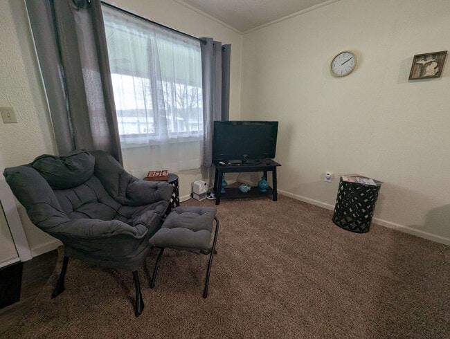 Photo - 228 E State St Unit SI ID1539834P