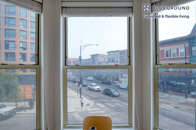 Photo - 911 W School St Unit FL1-ID944