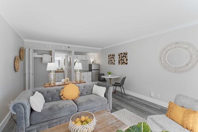 Building Photo - Alta Apartments