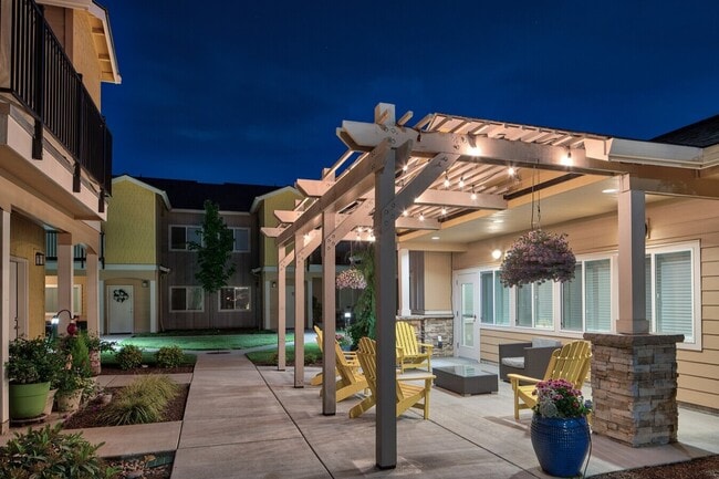 Clubhouse - Four Seasons Central