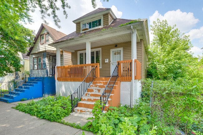 Photo - 8320 S Burnham Ave Unit ID1306510P