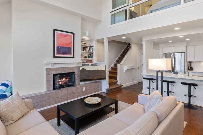 Photo - 113 Lost Creek Ln Unit FL2-ID1324992P