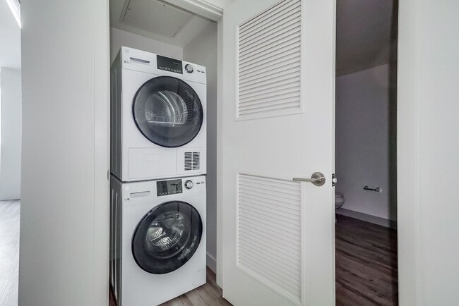 Photo - Crenshaw Lofts