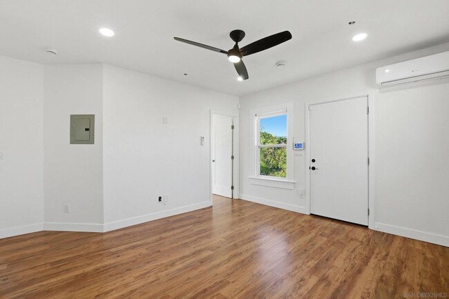 Photo - 312 Brookes Ave Unit B2