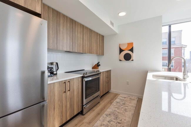 Photo - 79 Queensberry St Unit SI FL5-ID1039265P