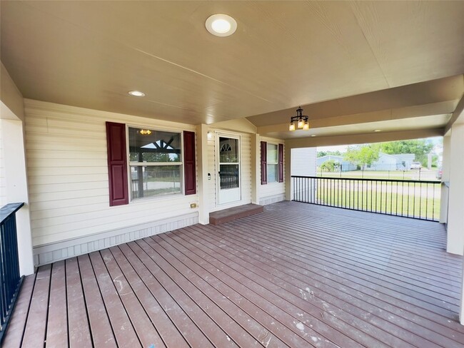 Photo - 788 County Rd 3479J