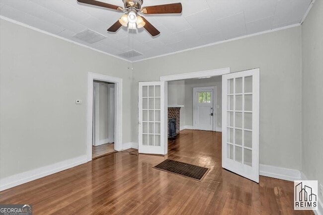 Photo - 1926 Howard Ave Unit A