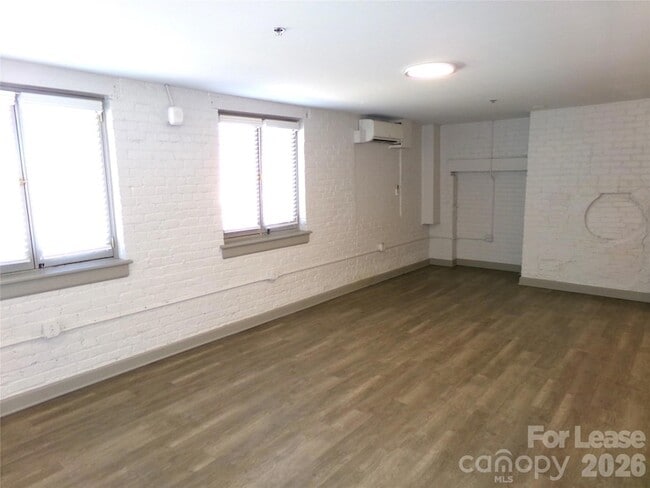 Photo - 197 N 2nd St Unit 003