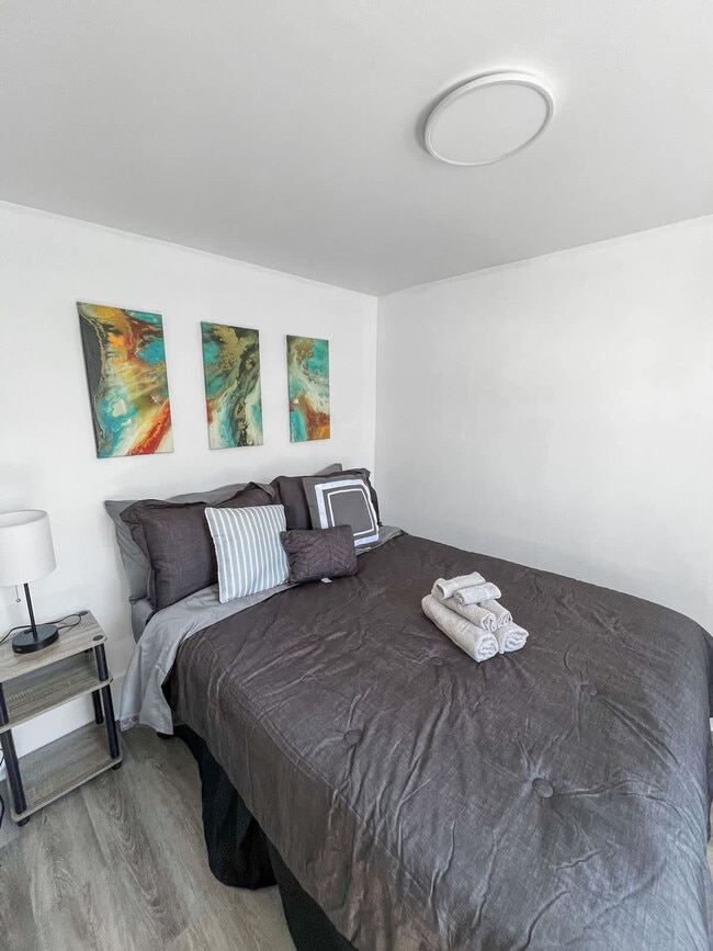 Photo - 156 Everett St Unit SI ID1593964P