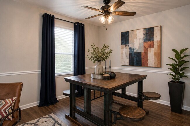 Photo - Lincoya Bay Apartments and Townhomes