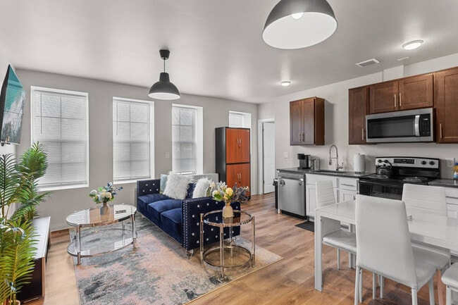 Building Photo - 1800 W Bethune St Unit ID1228664P