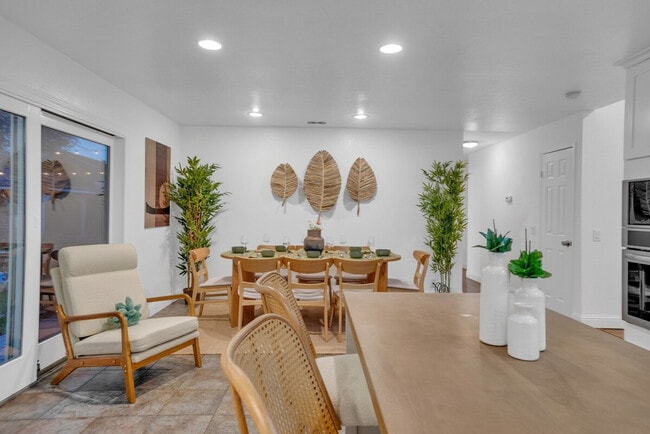 Photo - 5805 Silver Creek Valley Pl Unit ID1308904P