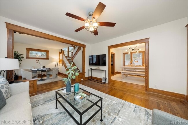 Photo - 436 Park St