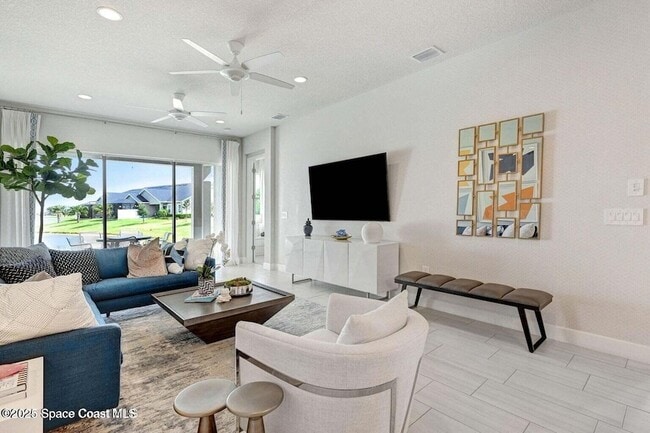 Photo - 2680 Avalonia Dr