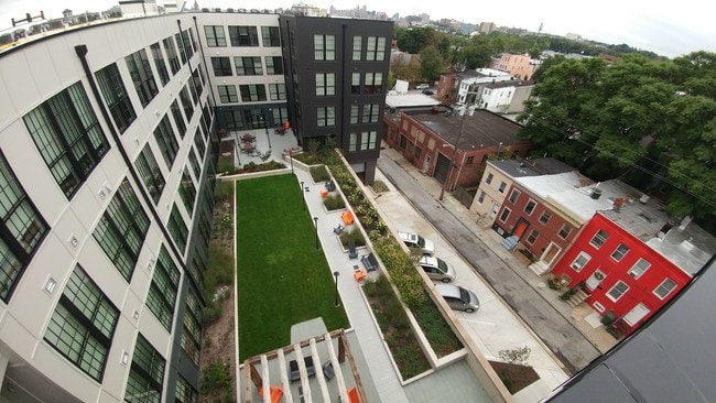 Courtyard - Remington Row