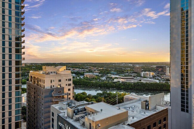 Photo - 610 Davis St Unit 2304