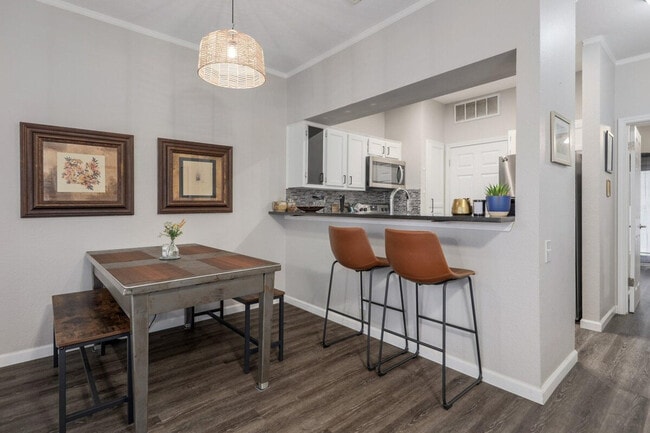 Photo - 802 S 1st St Unit ID1054235P