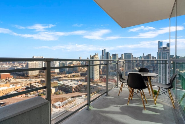 Photo - 365 N Halsted St Unit ID1029607P