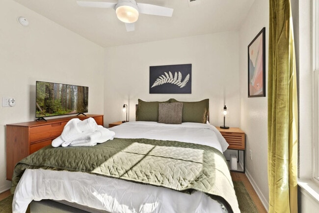 Photo - 809 SE E Ct Unit ID1221898P