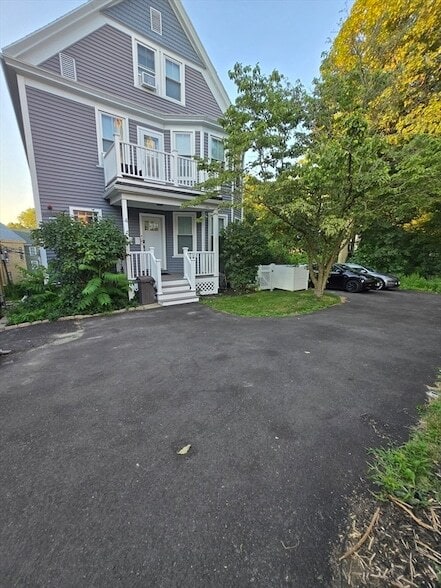 Building Photo - 4 Westville St Unit 1