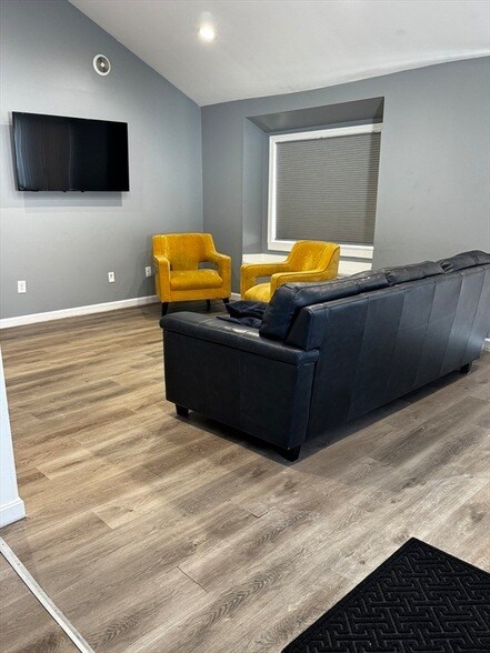 Photo - 6 Chamberlain Rd