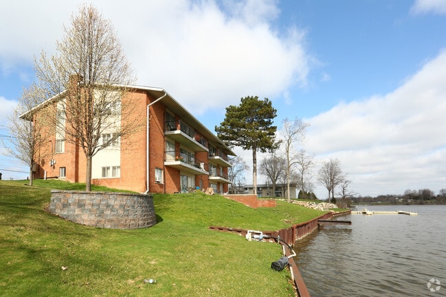 Photo - 408 N Liberty St