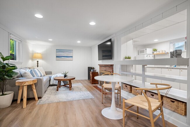 Photo - 1837 N 52nd St Unit SI FL1-ID1607369P
