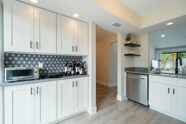 Photo - 12807 Spinnaker Ln