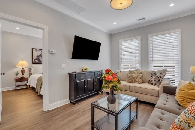 Photo - 306 W Gaston St Unit ID1244802P