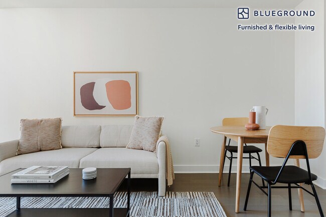 Photo - 450 W 42nd St Unit FL29-ID1609