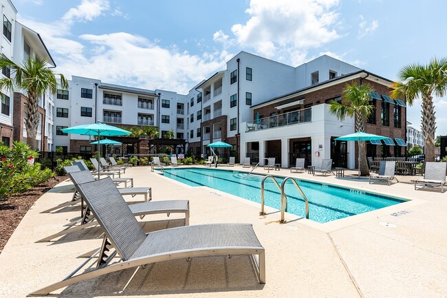 Building Photo - Mayfaire Flats