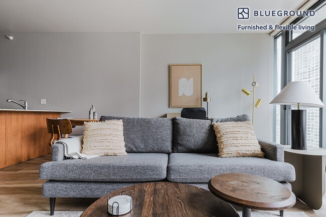 Photo - 505 N State St Unit SI FL22-ID1142