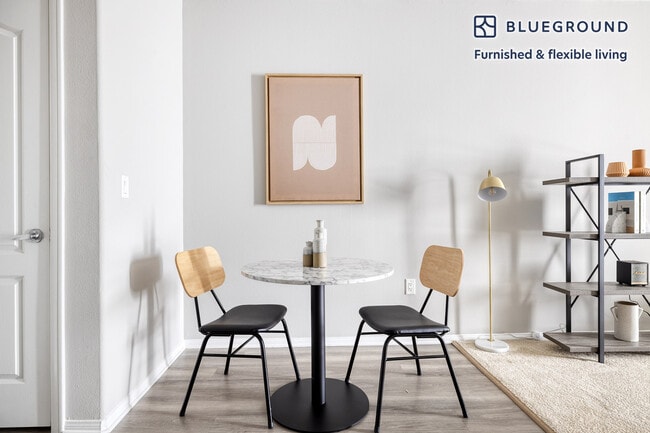 Photo - 5535 Westlawn Ave Unit SI FL2-ID647