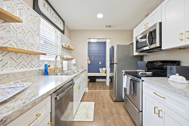 Photo - 3145 Aspinwall Ave Unit ID1044469P