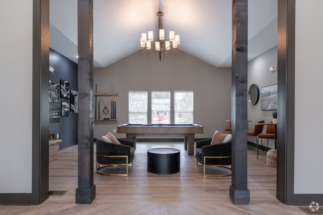 Buffalo Ridge Townhomes - Clubhouse - Buffalo Ridge Townhomes