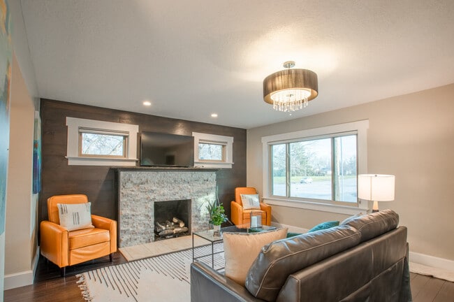 Photo - 1285 Parkway Ave Unit ID1249825P