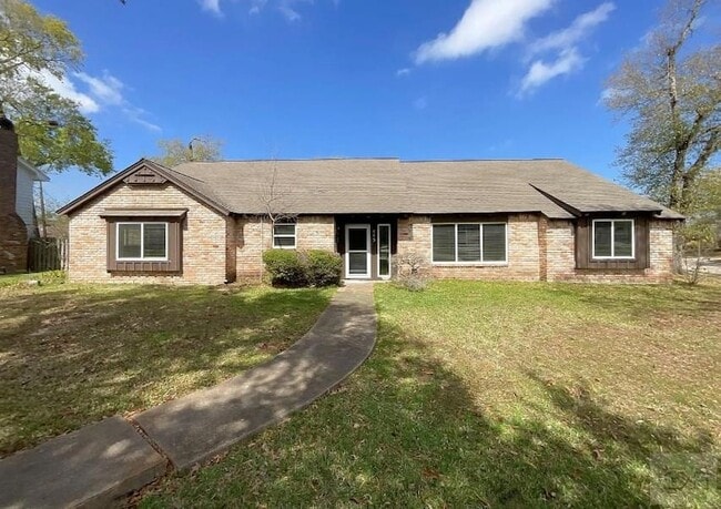 Photo - 443 Bayou View Dr
