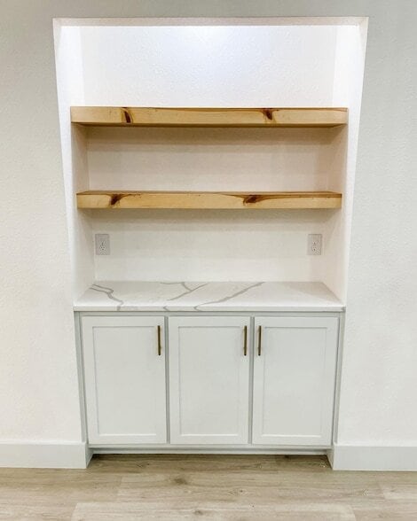 Photo - 3211 N Central St