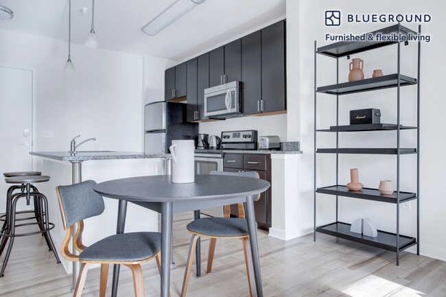 Photo - 360 H St NW Unit FL4-ID418