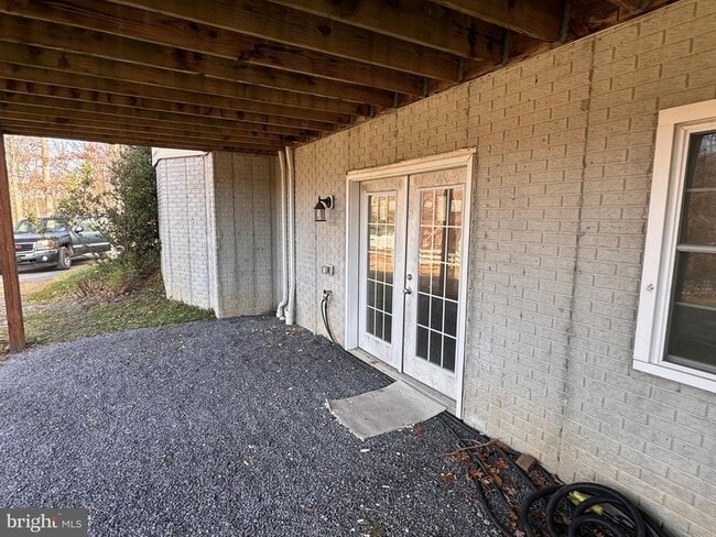 Photo - 22 Silverhill Ln