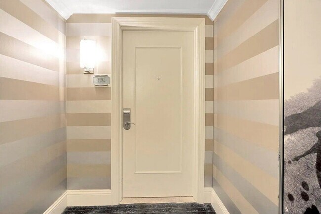 Photo - 4401 Collins Ave Unit ID1234541P