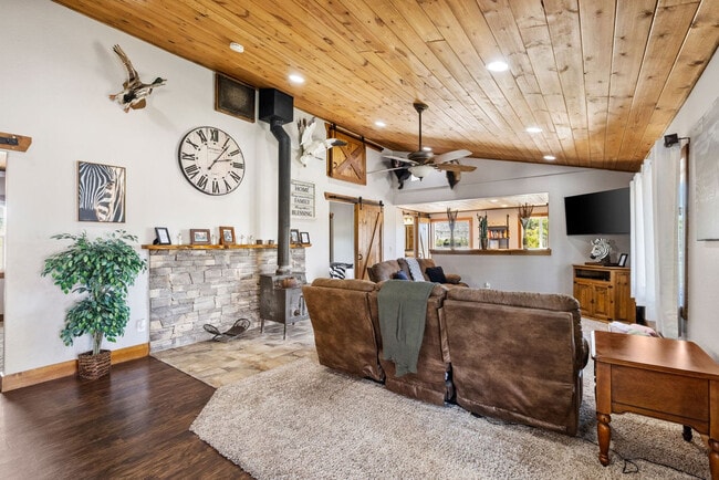 Photo - 7625 N Williamson Valley Rd Unit ID1257806P