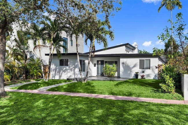 Photo - 1519 Biarritz Dr