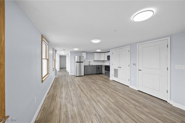Photo - 1735 Merriman Rd Unit 205