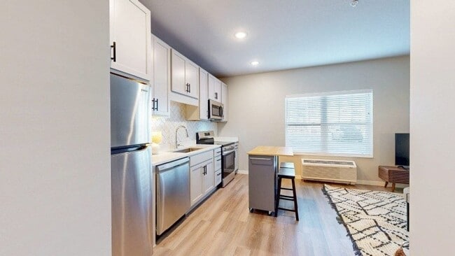 Photo - Lochner Apartments