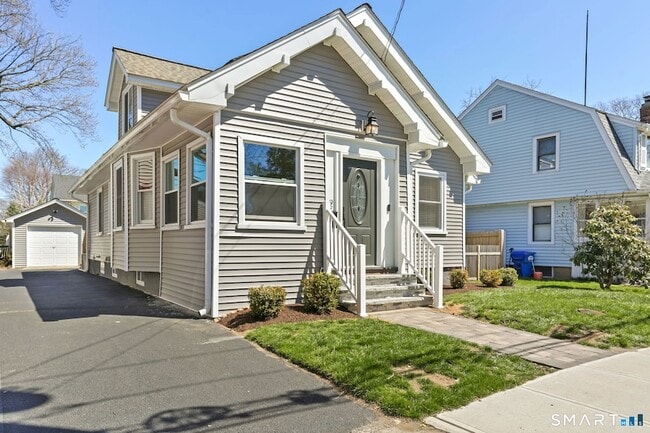 Photo - 62 Glenwood Ave