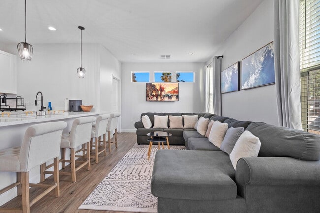 Photo - 3757 E Van Buren St Unit ID1244328P