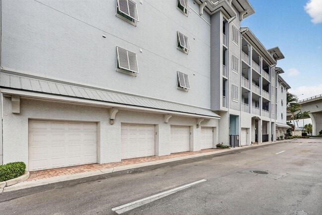 Photo - 675 NW Flagler Ave Unit 202