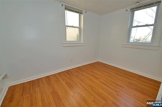 Photo - 229 8th St Unit REAR