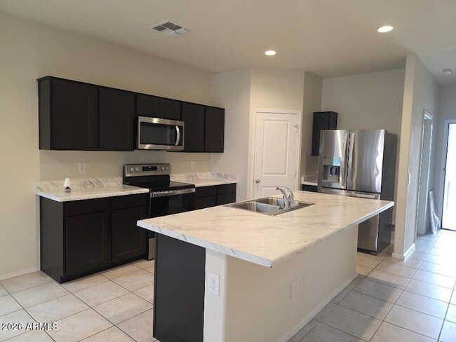 Photo - 18976 W Monroe St